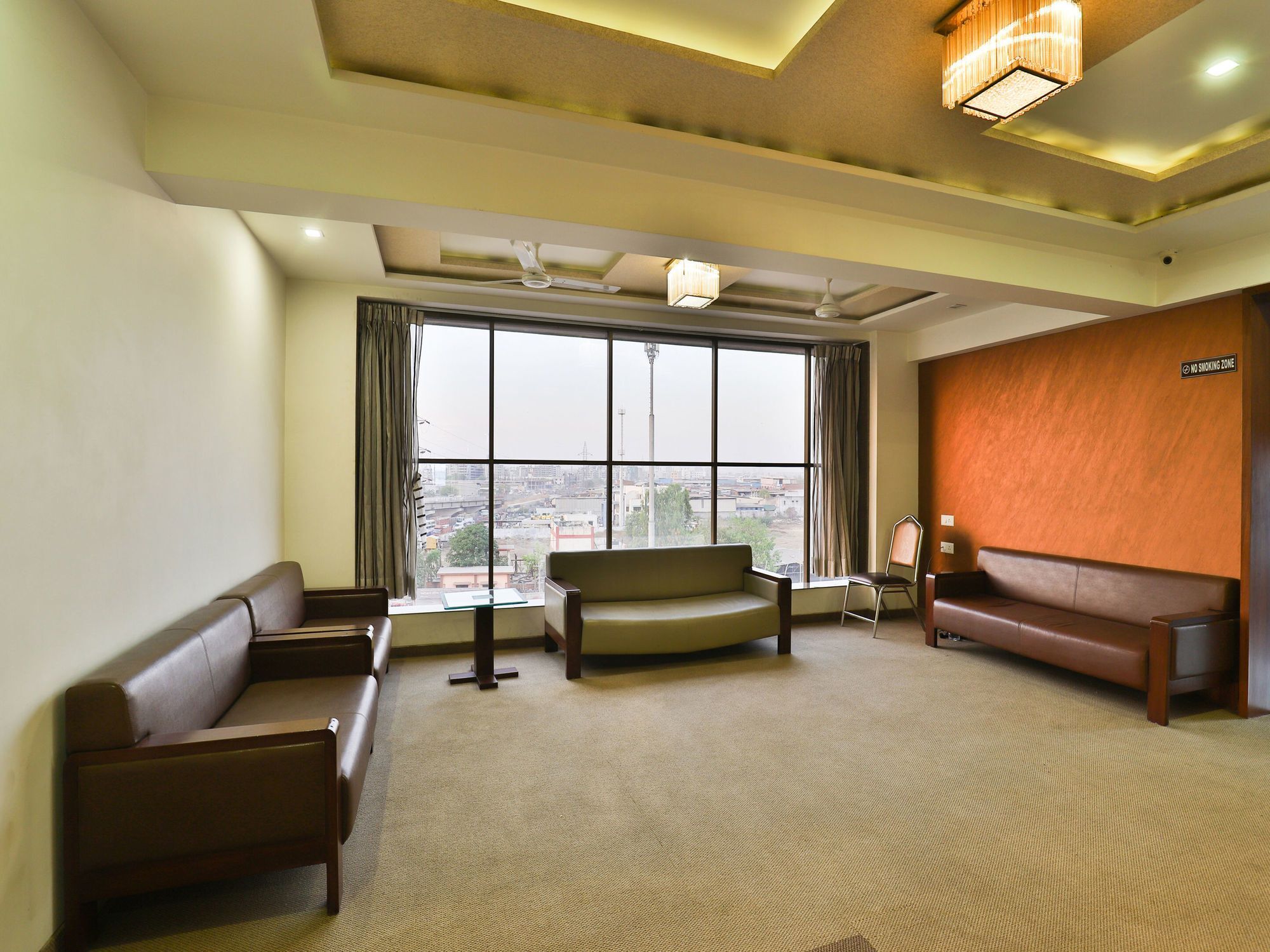เดอะ แกรนด์ วินายัก โฮเต็ล Hotel อาเมดาบัด ภายนอก รูปภาพ